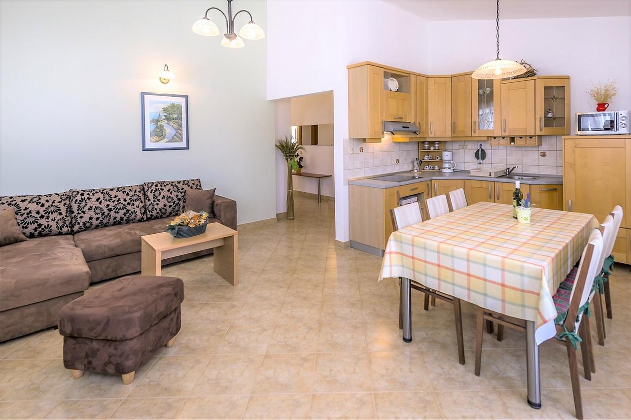 Villa Valtrazza Tar-Vabriga ภายนอก รูปภาพ