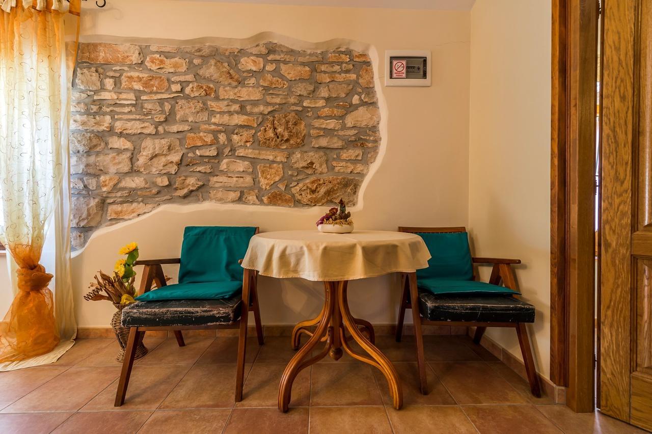 Villa Valtrazza Tar-Vabriga ภายนอก รูปภาพ