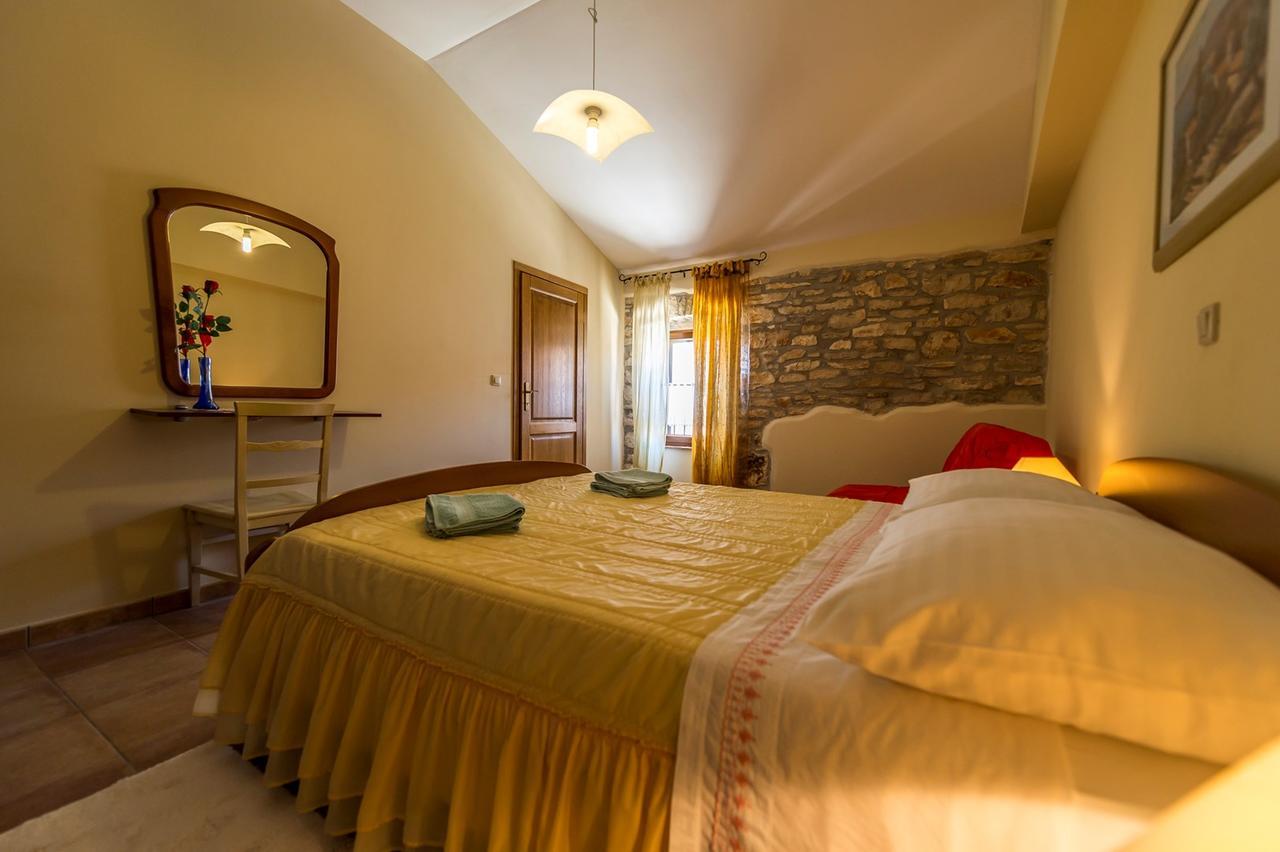 Villa Valtrazza Tar-Vabriga ภายนอก รูปภาพ
