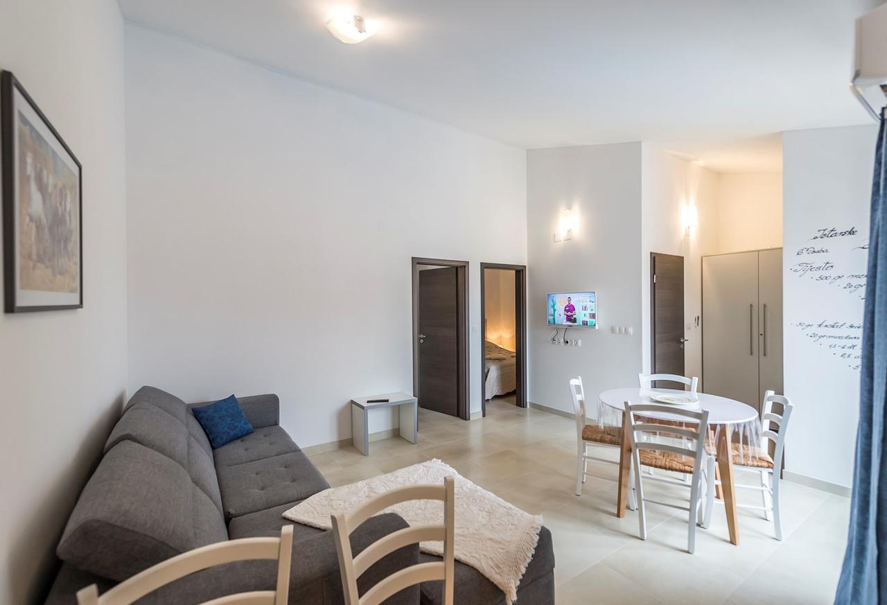 Villa Valtrazza Tar-Vabriga ภายนอก รูปภาพ