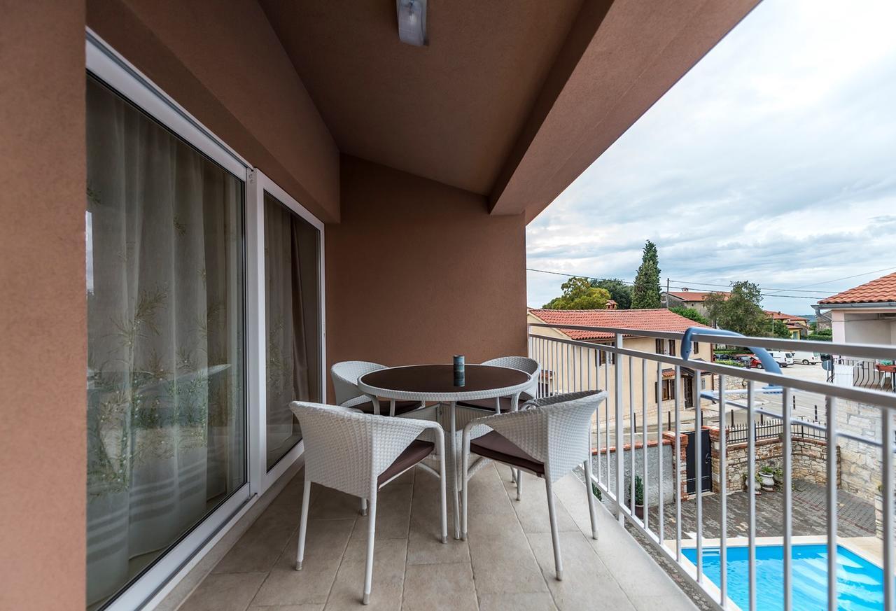 Villa Valtrazza Tar-Vabriga ภายนอก รูปภาพ