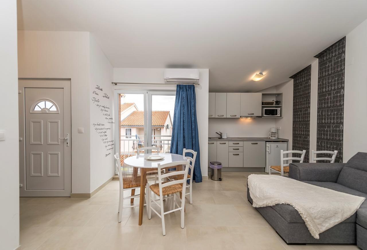 Villa Valtrazza Tar-Vabriga ภายนอก รูปภาพ